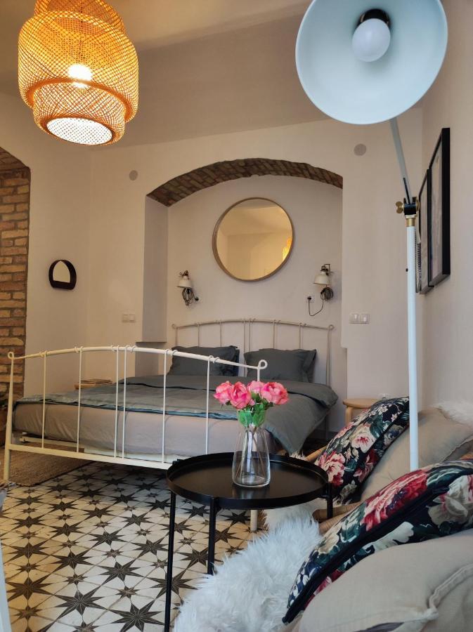 Studio Apartment Frano 萨格勒布 外观 照片